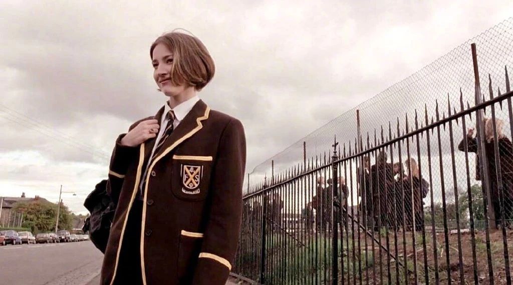 初秋百搭减龄学院风衬衫穿搭分享 (秋季学院风穿搭推荐)