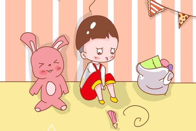 孩子总爱摸妈妈胸怎么办?如果超过这个年龄就该管了,别不当回事