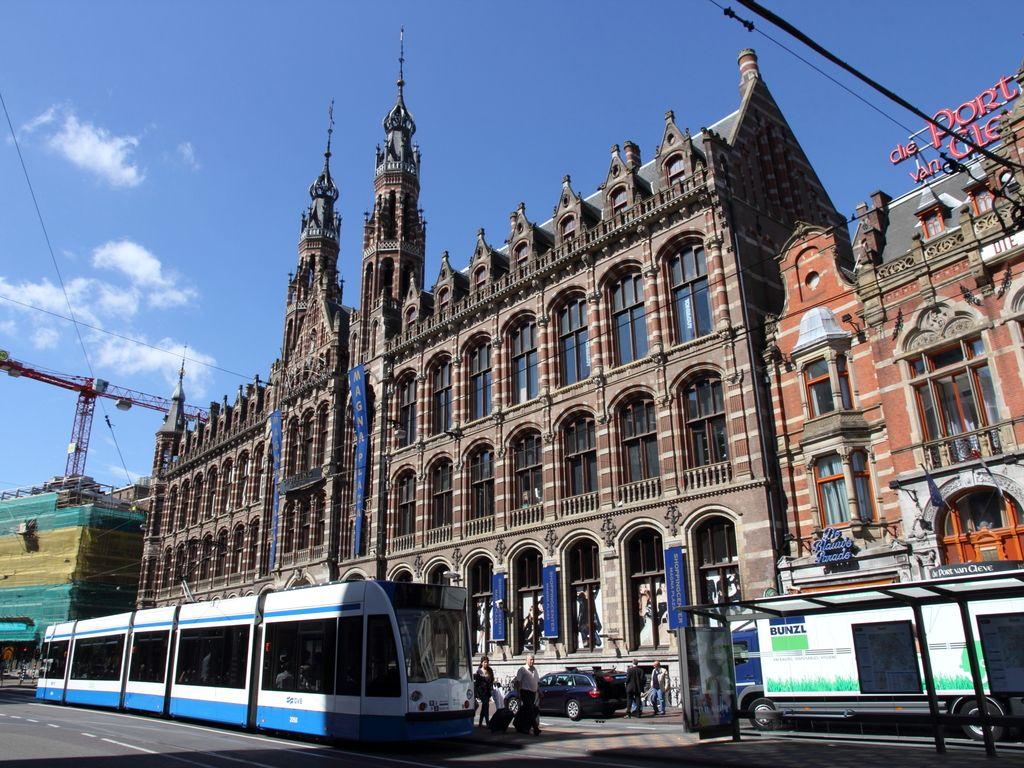 被假新闻刷屏了的荷兰,到底是个怎样的国家