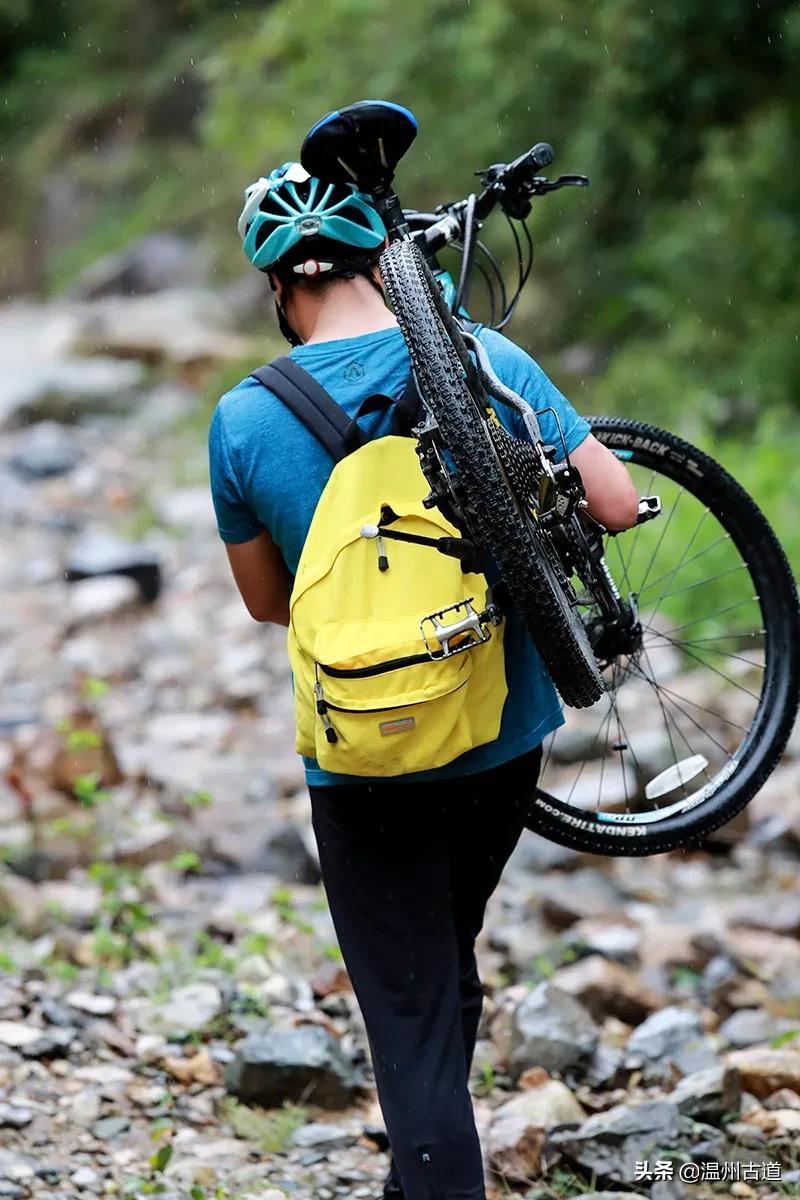 年近五旬，温州这位校长“扛着车玩骑行”！他的旅程有点牛