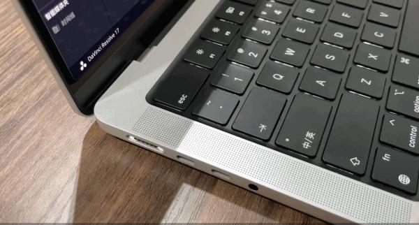 上手了丐版MacBookPro之后,我发现它很强,但也有点菜