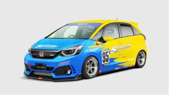 只需2万块！全新飞度就能变身“超跑”