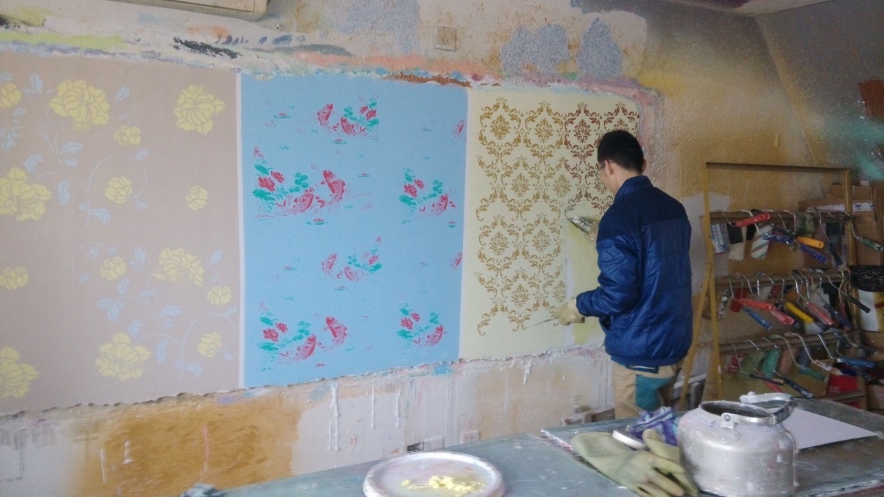 墙面翻新自粘墙纸,怎样用自粘墙纸自己装修房子