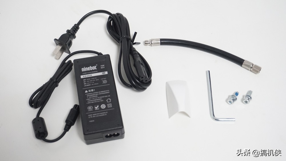 最新小米9号平衡车,小米九号平衡车燃动版ninebot9号