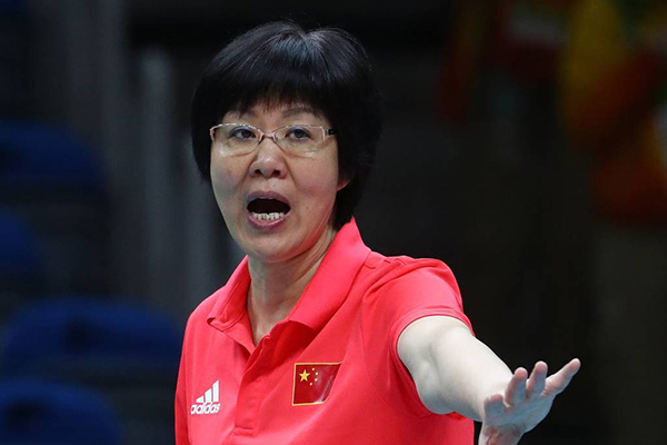 郎平年薪曝光！最高时七百万，如今薪水下降依旧主动给队员奖金