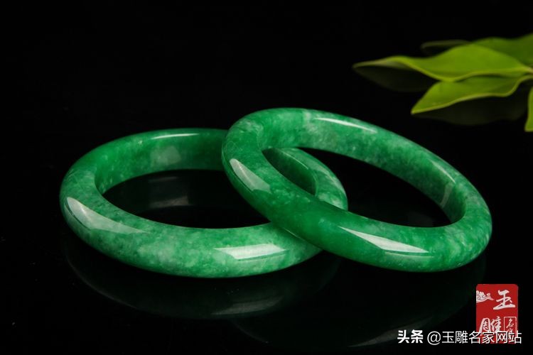 翡翠细豆种和粗豆种区别,翡翠粗豆种和细豆种怎么分