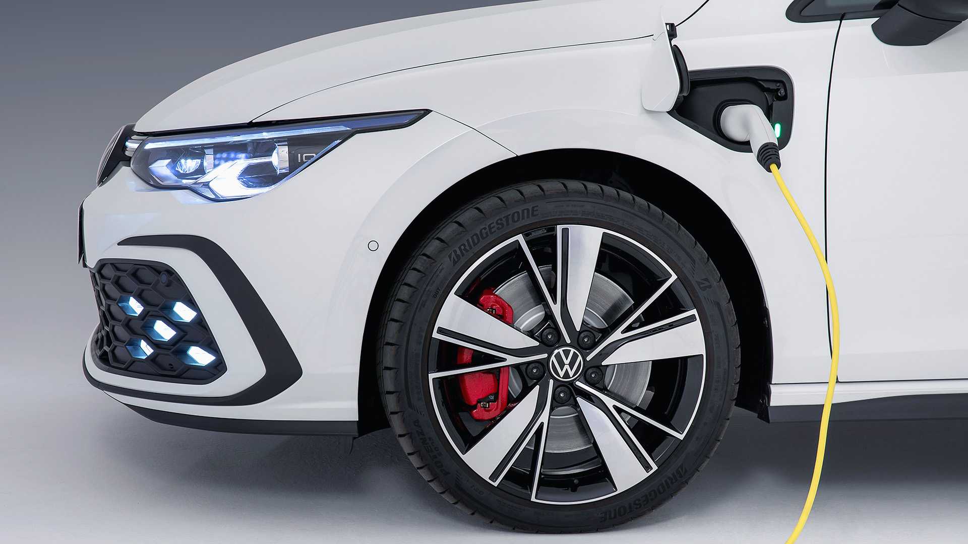 第八代高尔夫gti最新信息,向经典致敬2024