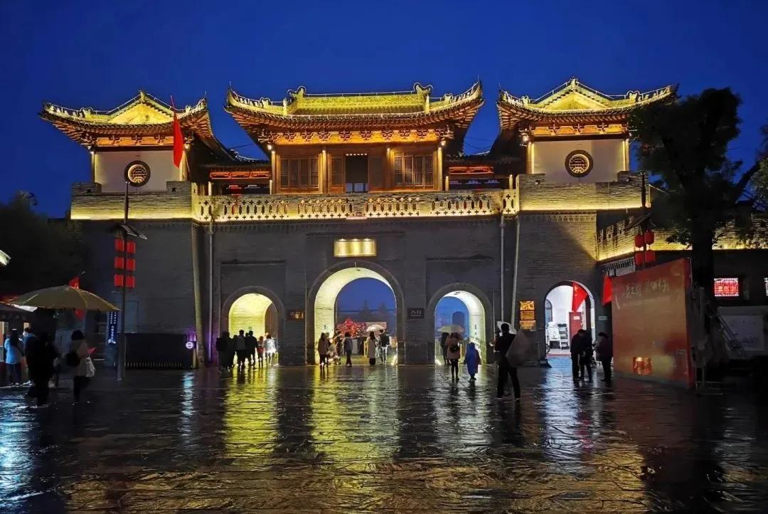 西安最新的街区,西安的国潮风格街区