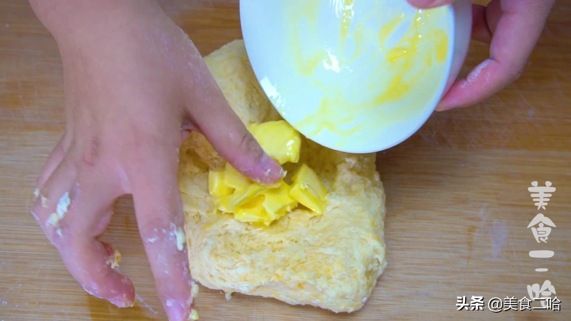 最新吐司面包做法用烤箱,整个吐司面包的烘焙方法