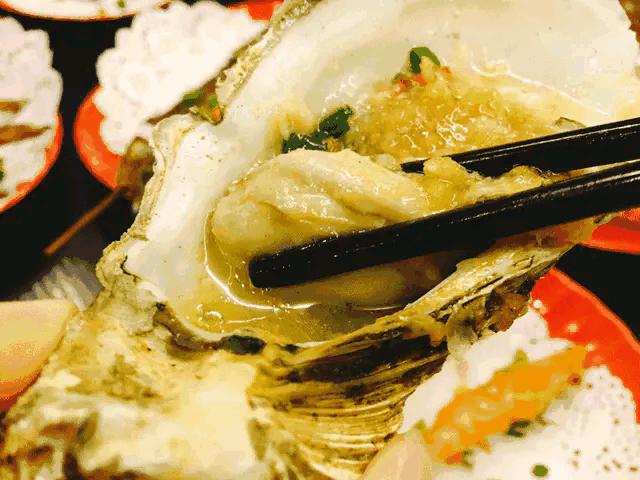 烤生蚝酱料怎么调更好吃,烧烤老板烤生蚝密制酱料秘方