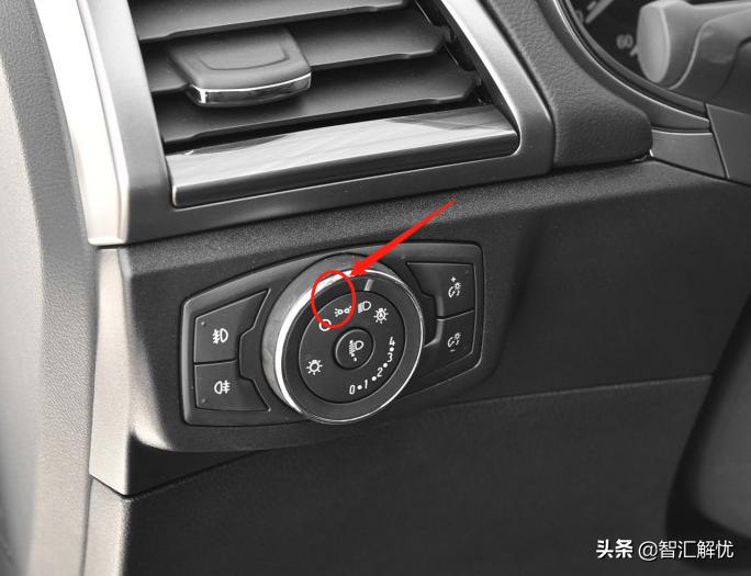 福特蒙迪欧汽车灯光使用教程,2022款蒙迪欧灯光展示