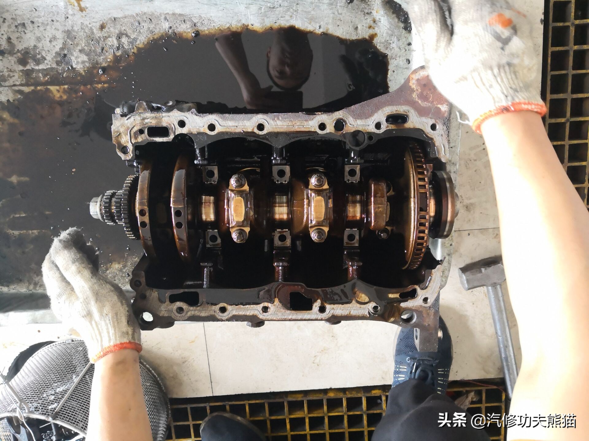 大众途观发动机烧机油维修多少钱,2010款大众途观严重烧机油