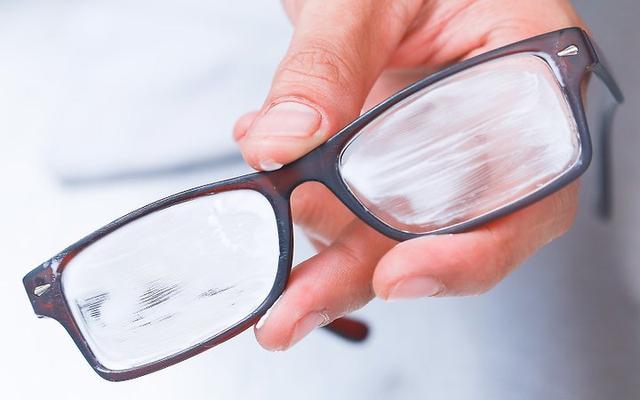 控制型眼镜有划痕可以修复吗,真正修复眼镜划痕