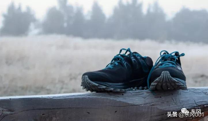 2023新款男士户外越野跑鞋,2022年男款跑步鞋推荐