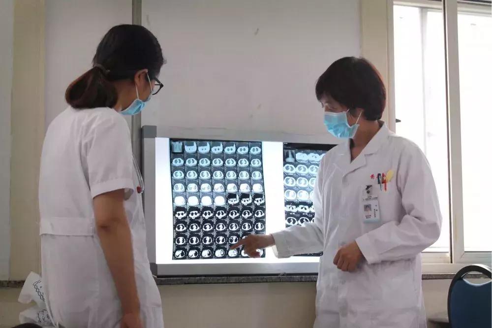 青岛治疗胃食管反流中医,杨海波讲胃食管反流病治疗