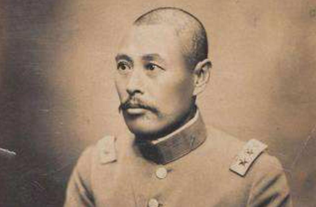 为什么袁世凯一死，中国就开始军阀混战？一切得从曾国藩开始说起