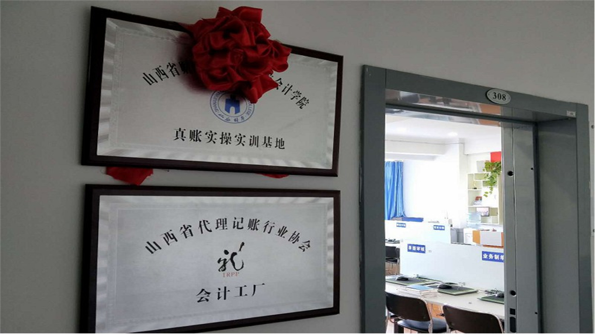 高考生注意这些,高考生注意这5个专业烂大街