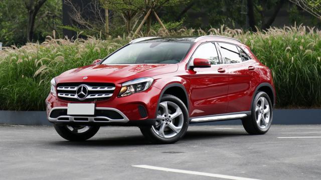 奔驰gla2004matic,奔驰gla200时尚款值得购买吗