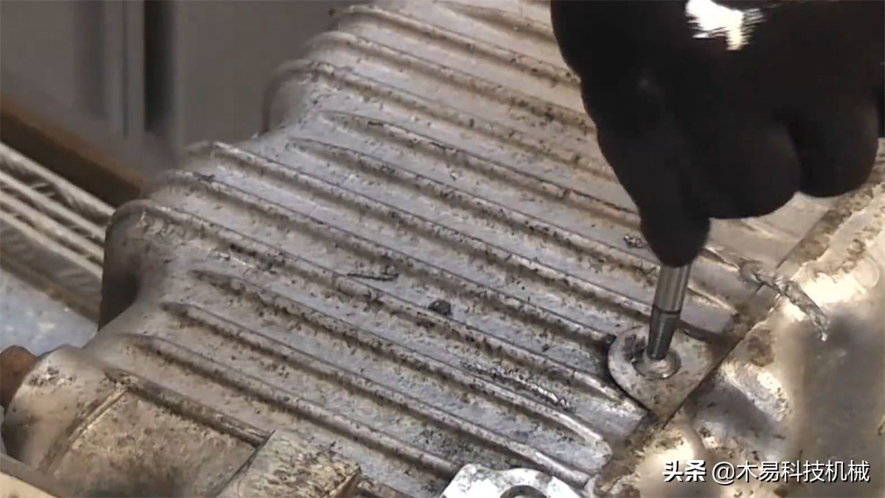 螺丝钉断在螺母中怎么取出,膨胀螺丝螺母怎么取出