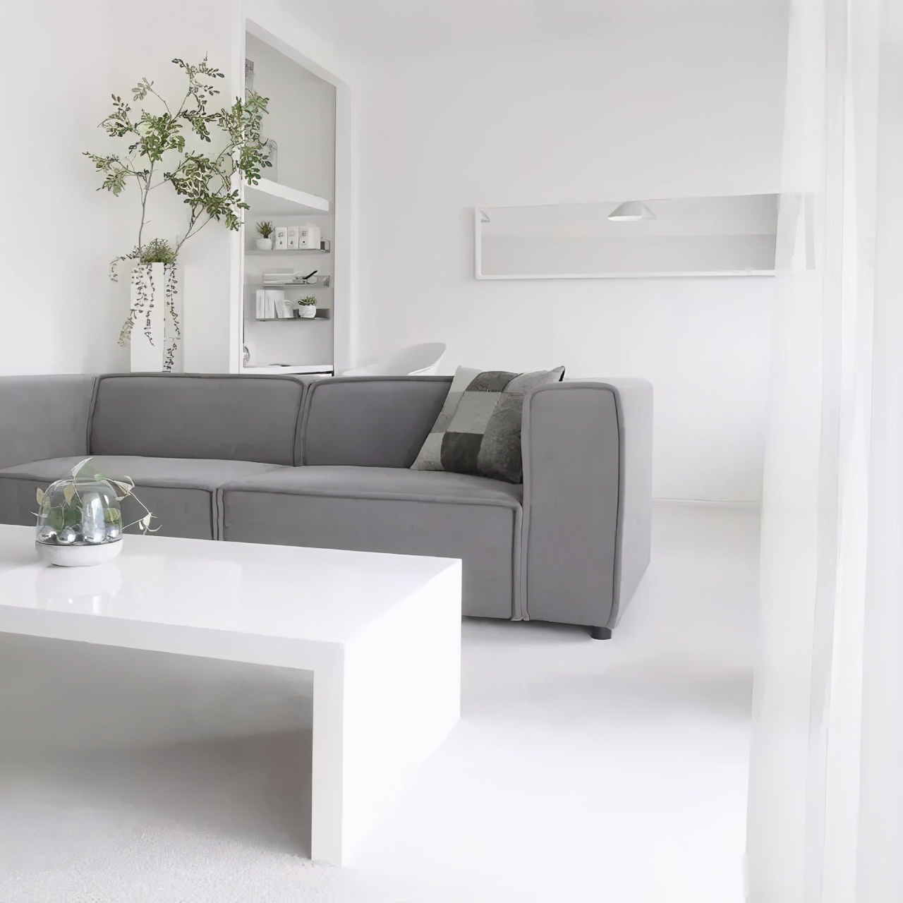 爱了这两间性冷淡系小户型，网友：这才叫一个人的豪宅