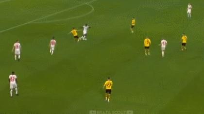 斯卡洛尼吼乌帕梅卡诺,乌帕梅卡诺采访