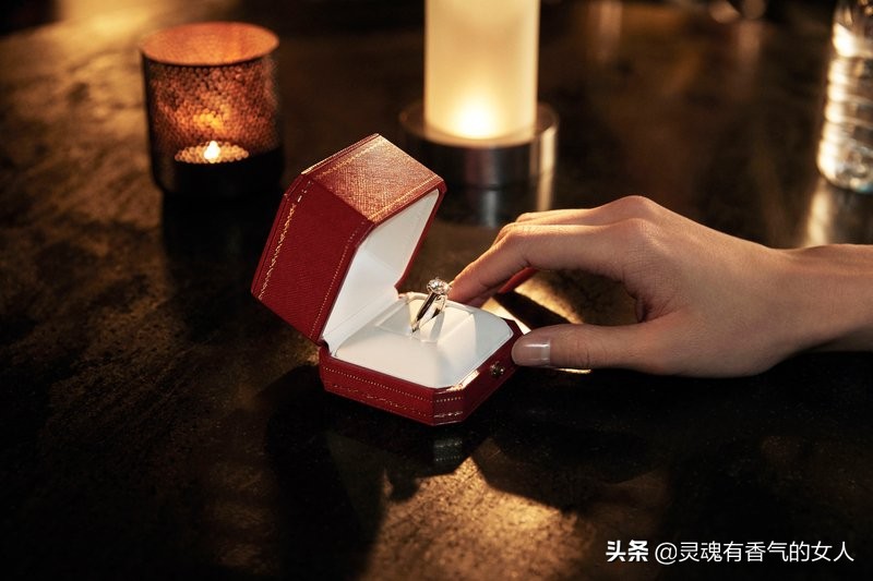 从来不找明星做代言的广告品牌,从不找明星代言的运动品牌