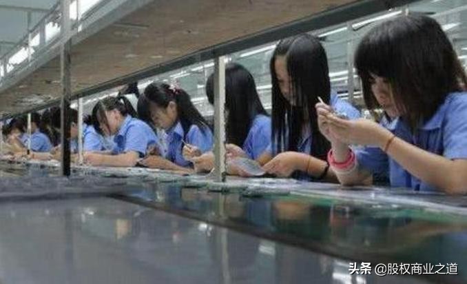 富士康放假2个月是真的还是假的,富士康五一放假四个月是真的吗