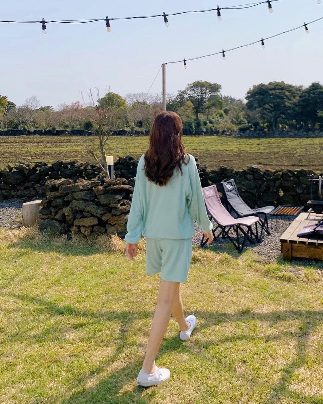 值得推荐的韩系穿搭博主,韩国穿搭博主穿衣服过程