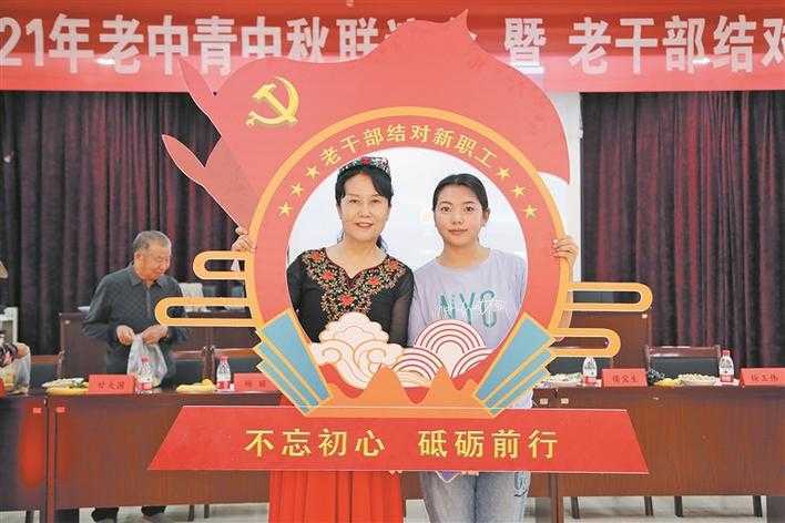 幸福夕阳红,笑看夕阳别样红