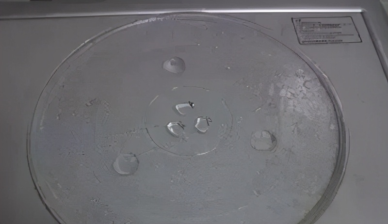 格兰仕微波炉顶部网格内如何清理,清理微波炉内污渍最好的方法