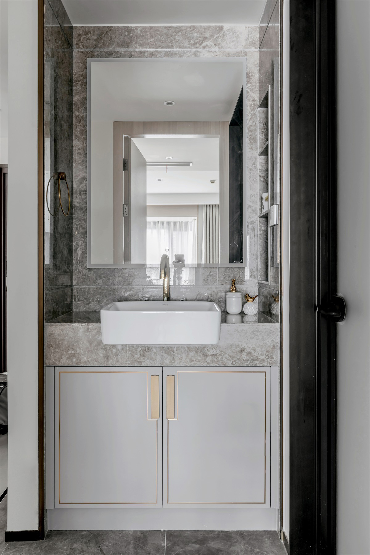 小户型大储物空间两室一厅设计图,90平小户型精装房收纳设计