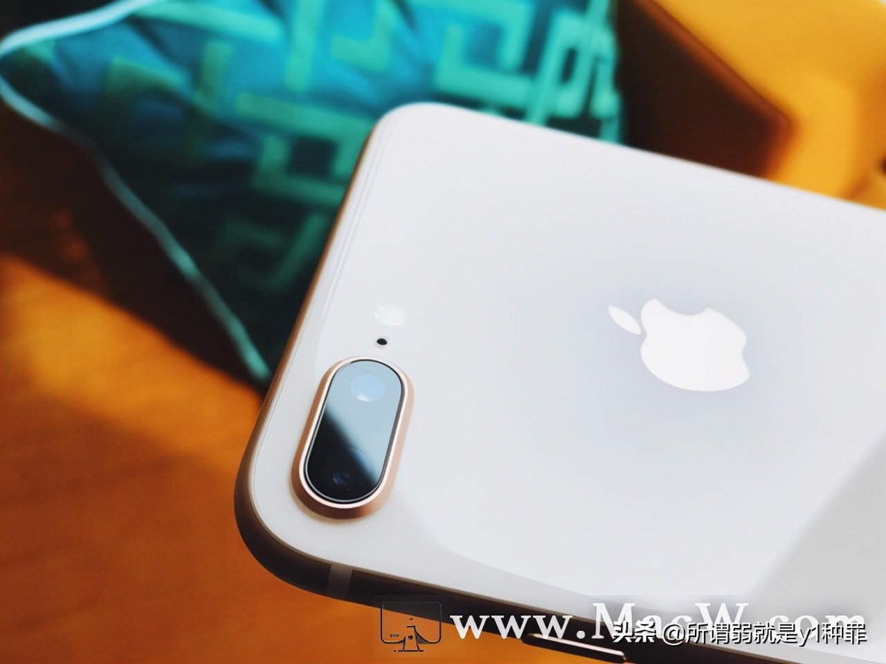 iphonemini13与苹果se3哪个好,该选什么iphone手机