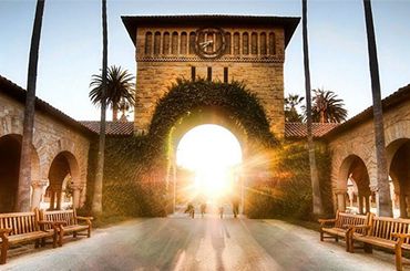 中国游客飞机场被抓,中国游客在机场入境时被捕