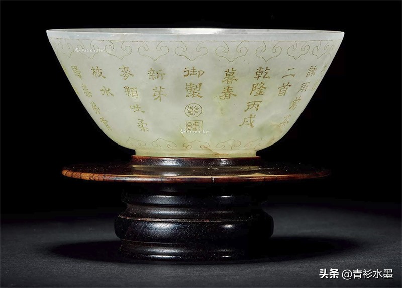 这才是真正的青铜古玩,这才是真正的玉佩