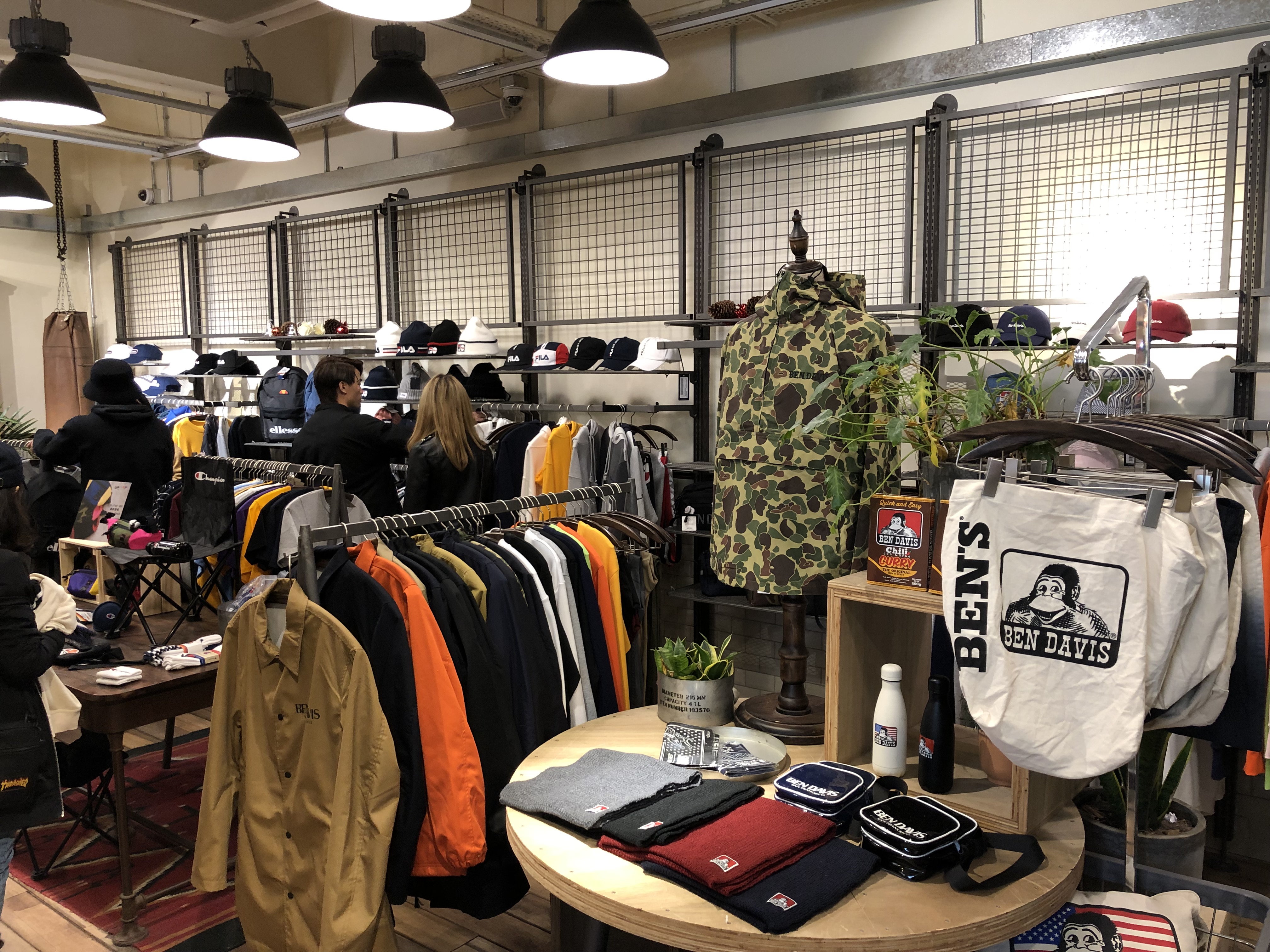 香港必逛的潮牌,香港潮牌推荐