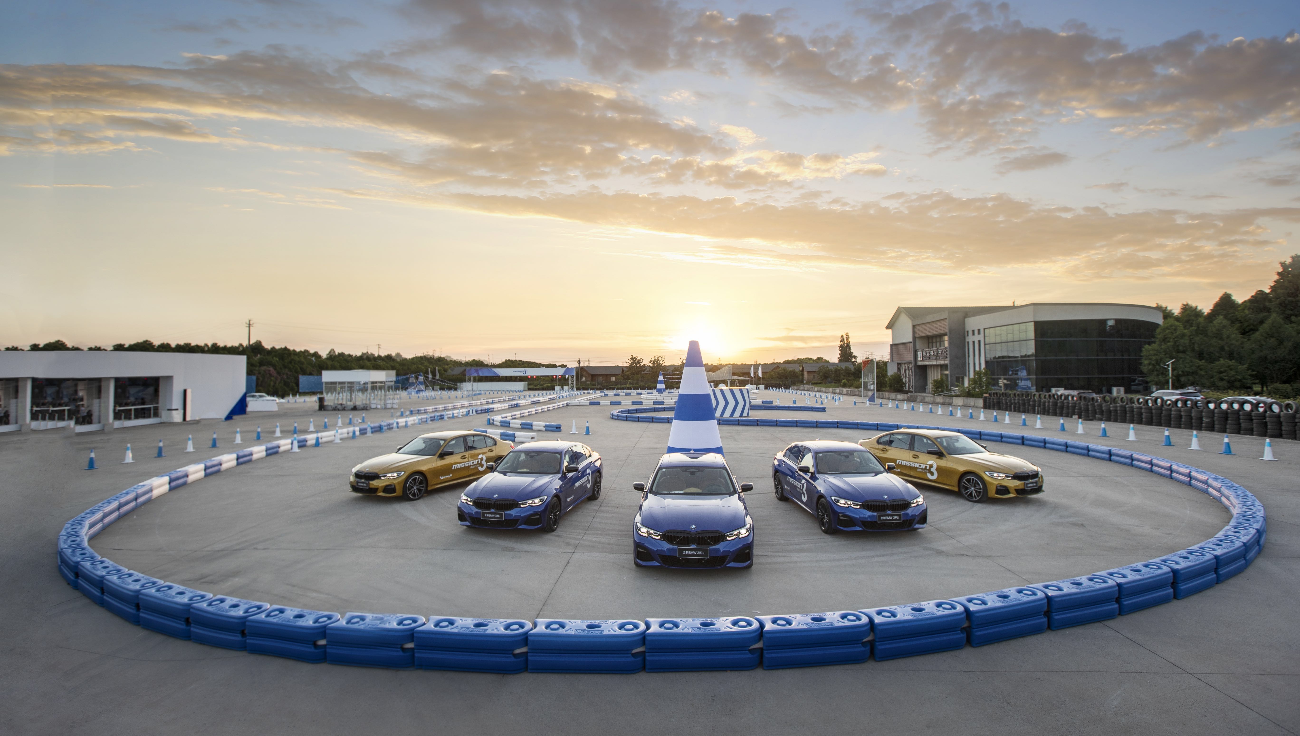 想体验运动与豪华的魅力，一场BMW3行动就能让你“过瘾”