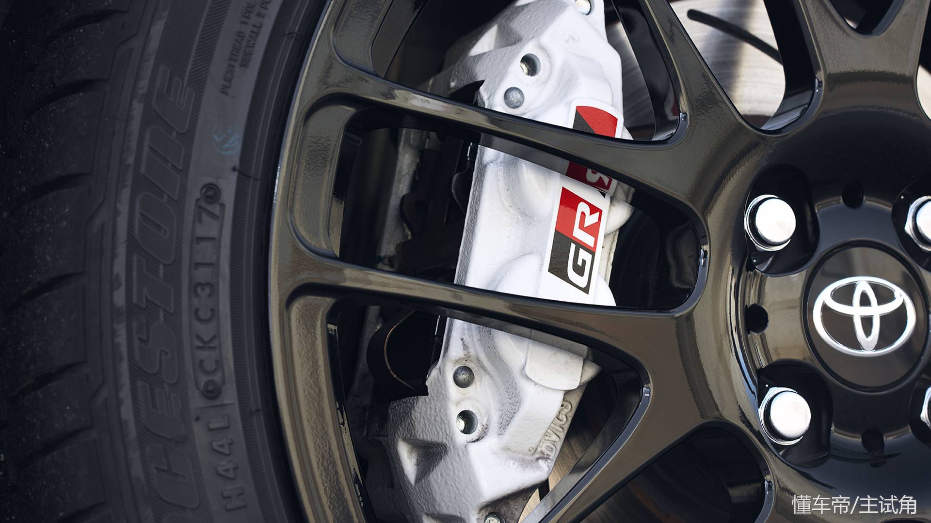 雅力士最新款,雅力士平行进口车