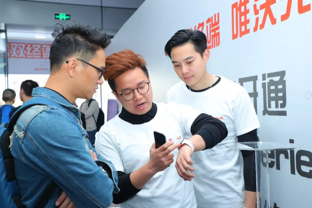 iphoneesim能用双卡双待吗,iphoneesim改双卡