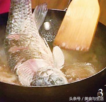 柠檬煮草鱼，我教你一招，鱼肉更鲜美，快来看看怎么做