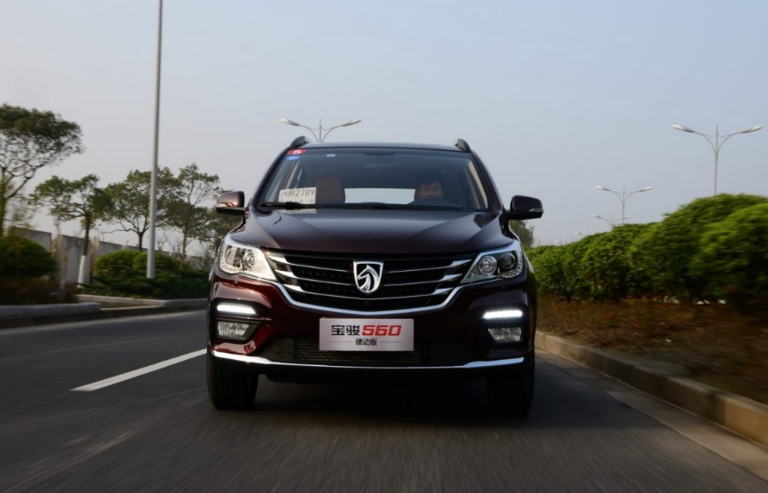 宝骏530与宝骏560的区别,宝骏530和宝骏560哪个好