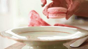 没想到做马卡龙这么简单,教你制作一支粉嫩马卡龙