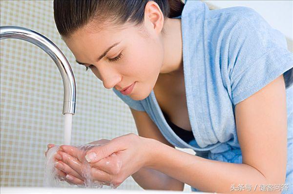 使用姨妈巾时6个错误习惯！百分之八十的女性可能全部中招了