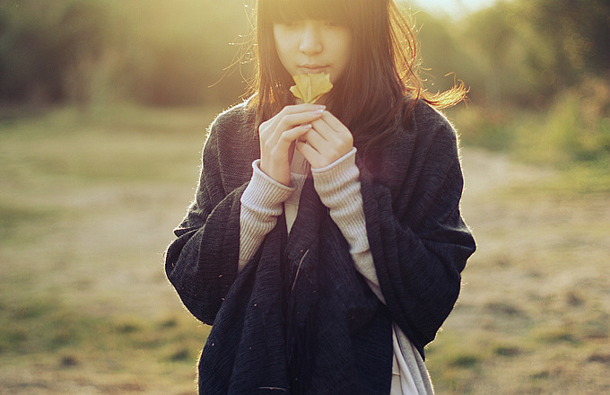 当女朋友不跟你亲怎么办,如果你的女朋友不跟你用情头