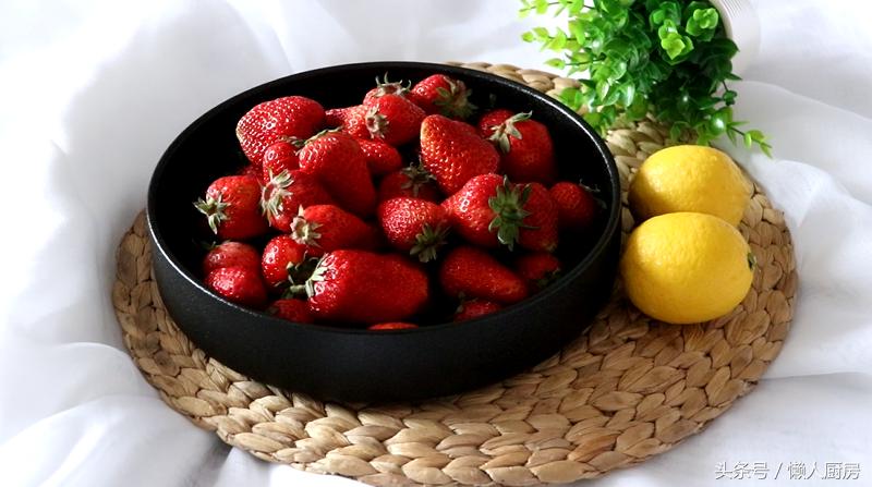 吃不完的草莓怎么做,吃不完的草莓怎么来做酱