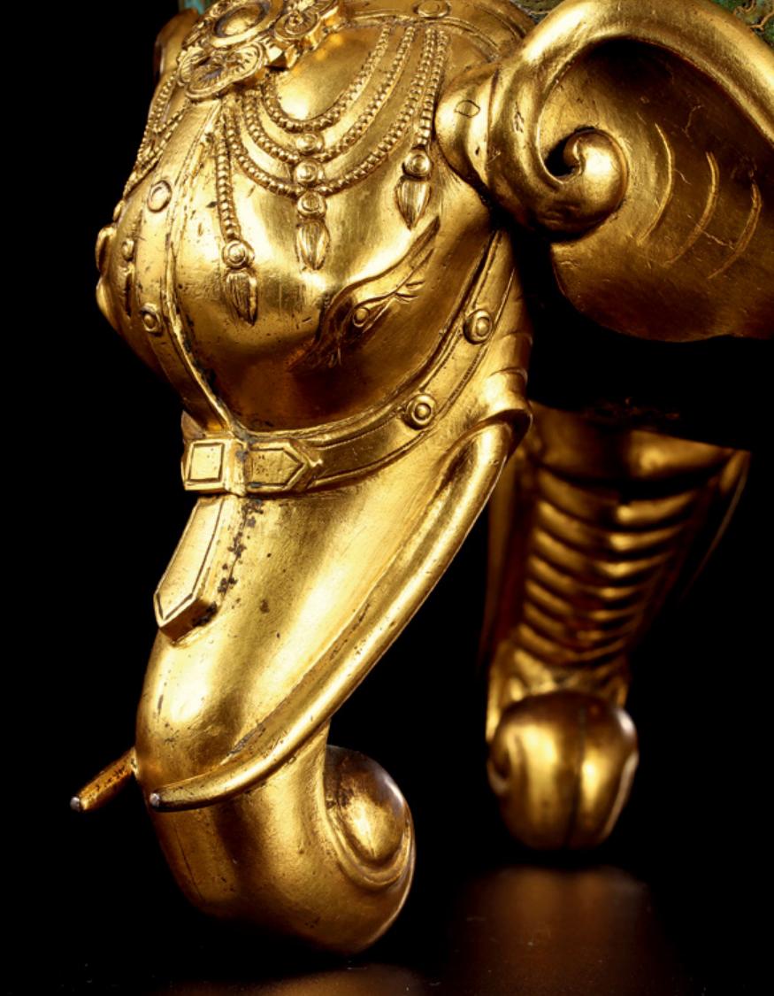 保利香港拍卖官网,香港保利拍卖宋代官窑尺寸