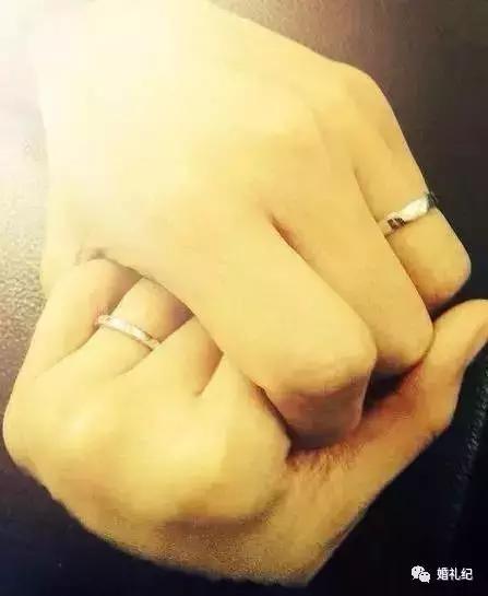 鏄庢槦鍚屾閽荤煶鎴掓寚,鏄庢槦鍚屾褰╁疂濠氭垝