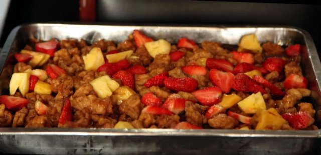 陈冠希吃的苹果,陈冠希吃的白草莓什么品种