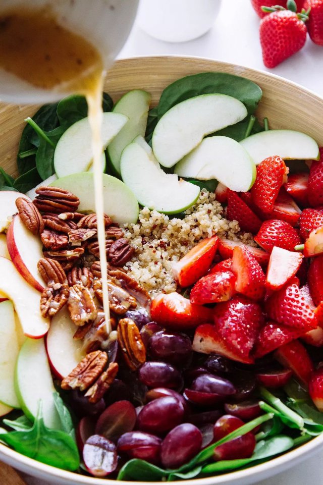 陈冠希吃的苹果,陈冠希吃的白草莓什么品种