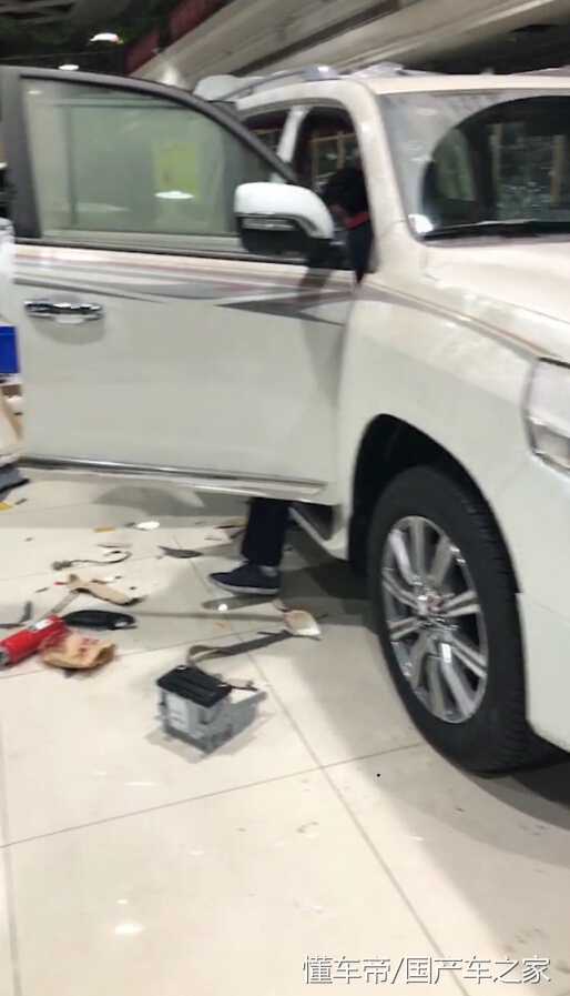 丐版兰德酷路泽升级改造,丐版兰德酷路泽改装