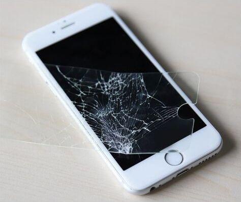 现在的智能手机有必要贴膜吗,现在生产的手机要不要贴膜